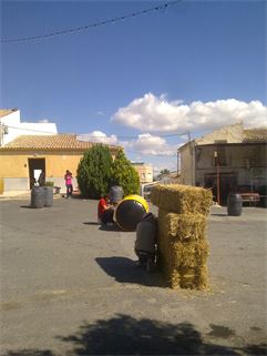 Niños jugando en fiestas de la Matanza de Santomera